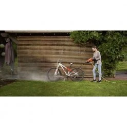 Black & Decker BCPW350C1 20V MAX Lithium-Ion 350 PSI Cordless Power Cleaner Kit (1.5 Ah) 8 Black & Decker BCPW350C1 20V MAX Lithium-Ion 350 PSI Cordless Power Cleaner Kit (1.5 Ah) -BLACK+DECKER Sales bdknbcpw350c1 d