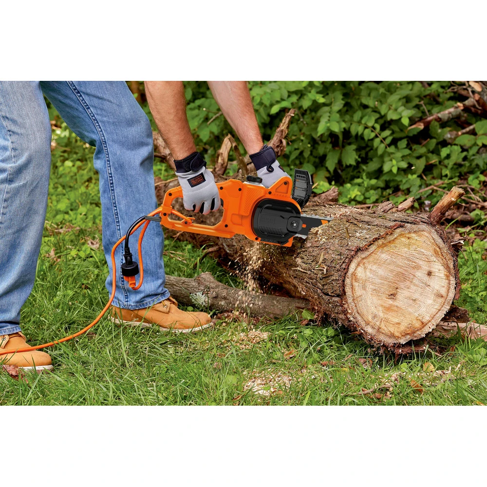 Black & Decker BECS600 8 Amp 14 In. Corded Chainsaw 7 Black & Decker BECS600 8 Amp 14 In. Corded Chainsaw - Image 5
