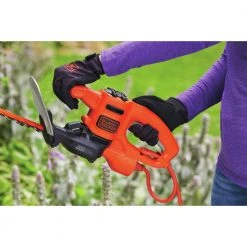 Black & Decker BEHTS125 SAWBLADE 120V 3 Amp Brushed 16 In. Corded Hedge Trimmer 9 Black & Decker BEHTS125 SAWBLADE 120V 3 Amp Brushed 16 In. Corded Hedge Trimmer -BLACK+DECKER Sales bdknbehts125 g