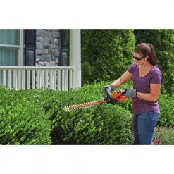 Black & Decker BEHTS300 SAWBLADE 120V 3.8 Amp Brushed 20 In. Corded Hedge Trimmer -BLACK+DECKER Sales bdknbehts300 c