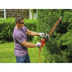 Black & Decker BEHTS300 SAWBLADE 120V 3.8 Amp Brushed 20 In. Corded Hedge Trimmer -BLACK+DECKER Sales bdknbehts300 f