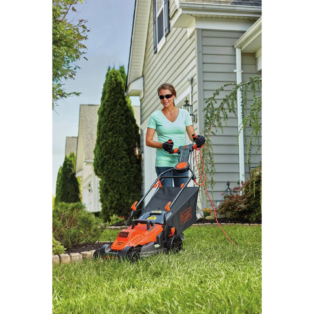 Black & Decker BEMW472ES 120V 10 Amp Brushed 15 in. Corded Lawn Mower with Pivot Control Handle Black & Decker BEMW472ES 120V 10 Amp Brushed 15 In. Corded Lawn Mower With Pivot Control Handle -BLACK+DECKER Sales bdknbemw472es f