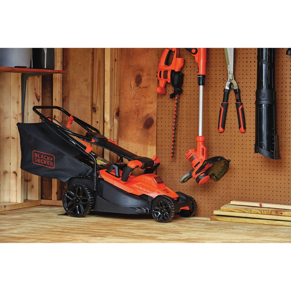Black & Decker BEMW472ES 120V 10 Amp Brushed 15 in. Corded Lawn Mower with Pivot Control Handle Black & Decker BEMW472ES 120V 10 Amp Brushed 15 In. Corded Lawn Mower With Pivot Control Handle -BLACK+DECKER Sales bdknbemw472es m
