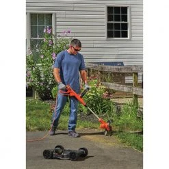 Black & Decker BESTA512CM 120V 6.5 Amp Compact 12 In. Corded 3-in-1 Lawn Mower 4 Black & Decker BESTA512CM 120V 6.5 Amp Compact 12 In. Corded 3-in-1 Lawn Mower -BLACK+DECKER Sales bdknbesta512cm c