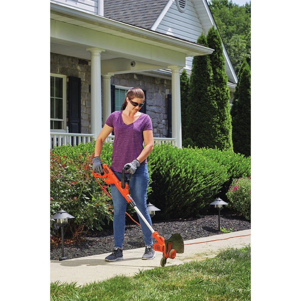 Black & Decker BESTE620 POWERCOMMAND 120V 6.5 Amp Brushed 14 in. Corded String Trimmer/Edger with EASYFEED Black & Decker BESTE620 POWERCOMMAND 120V 6.5 Amp Brushed 14 In. Corded String Trimmer/Edger With EASYFEED -BLACK+DECKER Sales bdknbeste620 e