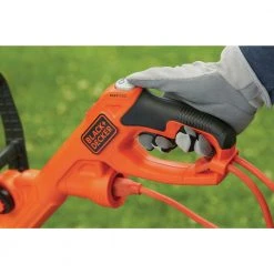 Black & Decker BESTE620 POWERCOMMAND 120V 6.5 Amp Brushed 14 In. Corded String Trimmer/Edger With EASYFEED 17 Black & Decker BESTE620 POWERCOMMAND 120V 6.5 Amp Brushed 14 In. Corded String Trimmer/Edger With EASYFEED -BLACK+DECKER Sales bdknbeste620 n