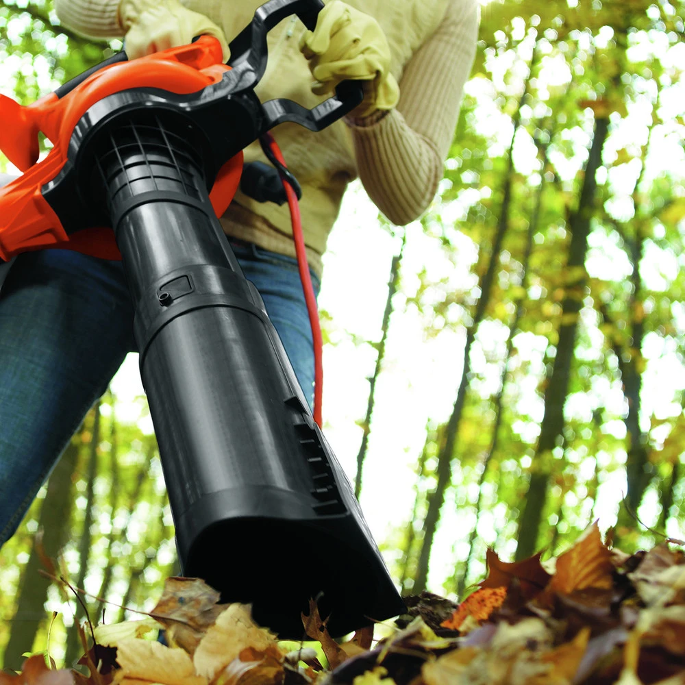 Black & Decker BV6000 120V 12 Amp 2 Speed High Performance Corded Blower/Vacuum/Mulcher 9 Black & Decker BV6000 120V 12 Amp 2 Speed High Performance Corded Blower/Vacuum/Mulcher - Image 7