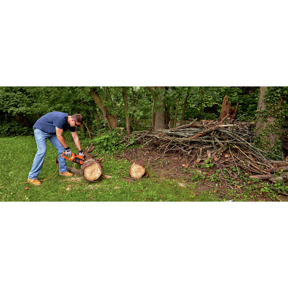 Black & Decker CS1216 120V 12 Amp Brushed 16 in. Corded Chainsaw Black & Decker CS1216 120V 12 Amp Brushed 16 In. Corded Chainsaw -BLACK+DECKER Sales bdkncs1216 g