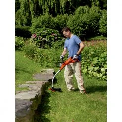 Black & Decker GH3000 120V 7.5 Amp Curved Shaft 14 In. Corded String Trimmer/Edger 5 Black & Decker GH3000 120V 7.5 Amp Curved Shaft 14 In. Corded String Trimmer/Edger -BLACK+DECKER Sales bdkngh3000 b