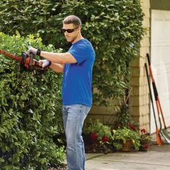 Black & Decker LHT321 20V MAX POWERCOMMAND Lithium-Ion 22 In. Cordless Hedge Trimmer Kit (1.5 Ah) -BLACK+DECKER Sales bdknlht321 e