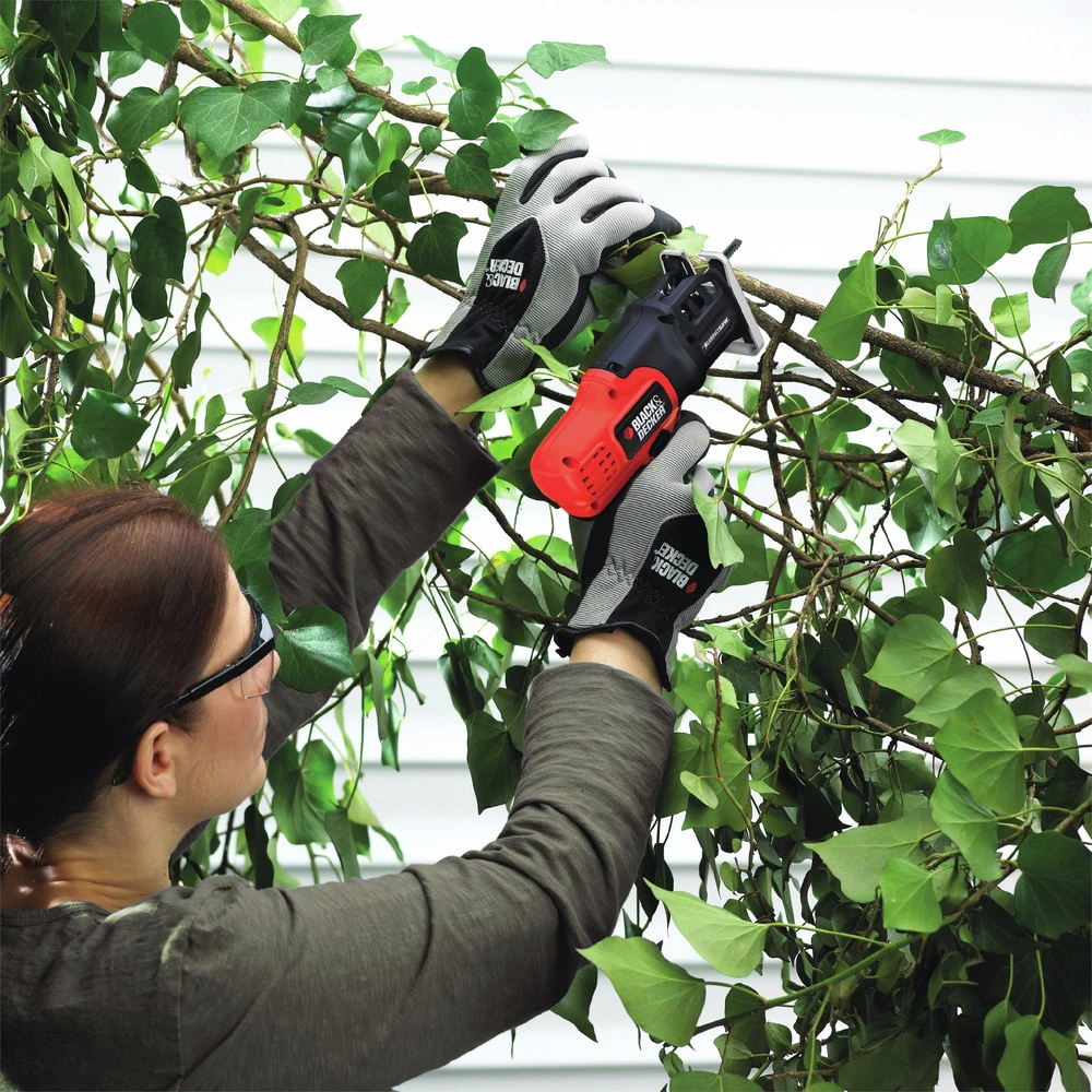 Black & Decker LPS7000 CompactSaw 7.2V Lithium-Ion Cordless Reciprocating Saw Kit Black & Decker LPS7000 CompactSaw 7.2V Lithium-Ion Cordless Reciprocating Saw Kit -BLACK+DECKER Sales bdknlps7000 i